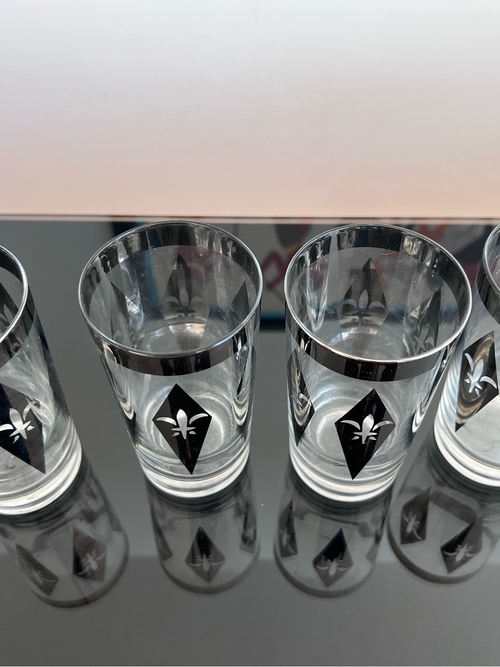 Dorothy Thorpe Silver Harlequin Diamond Fleur-De-Lis Highball Glasses